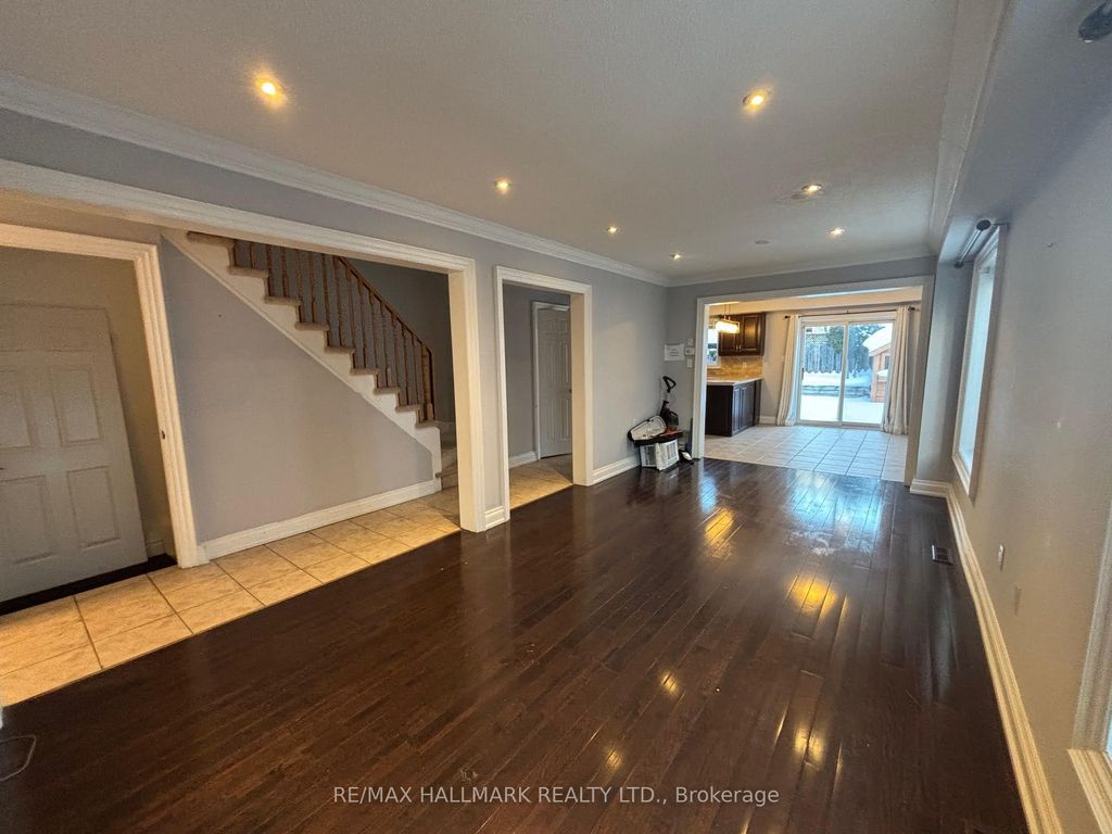 Photo of 241 Featherstone Road, Milton, ON L9T 7C3 (MLS # W12794340)