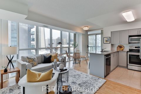 30 Grand Trunk Crescent 1602 Toronto ON M5J 3A4