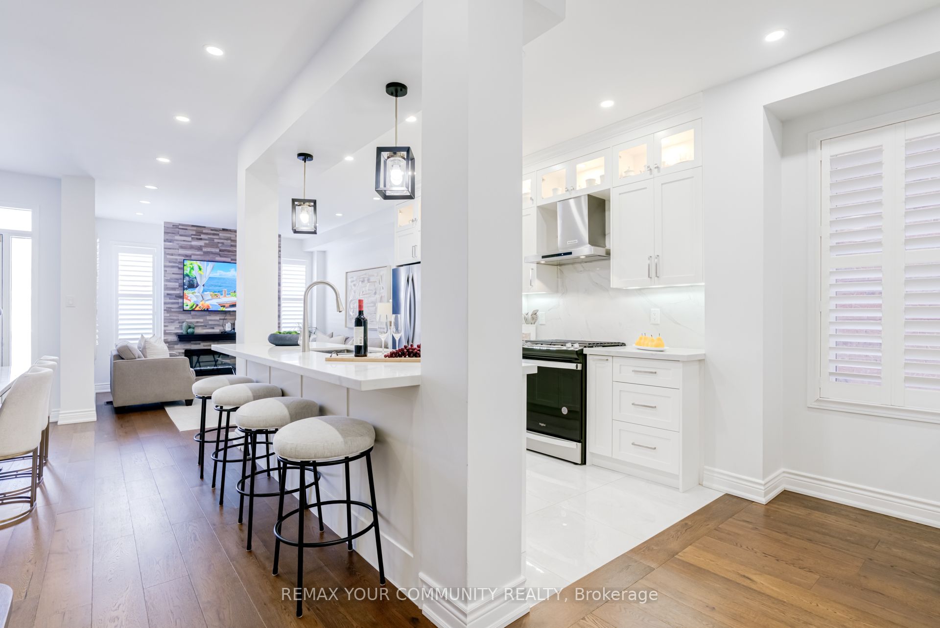 140 Laramie Crescent