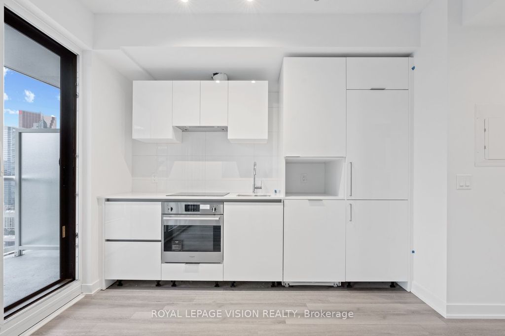 Photo of 230 Simcoe Street #3113, Toronto, ON M5T 1T4 (MLS # C12828986)