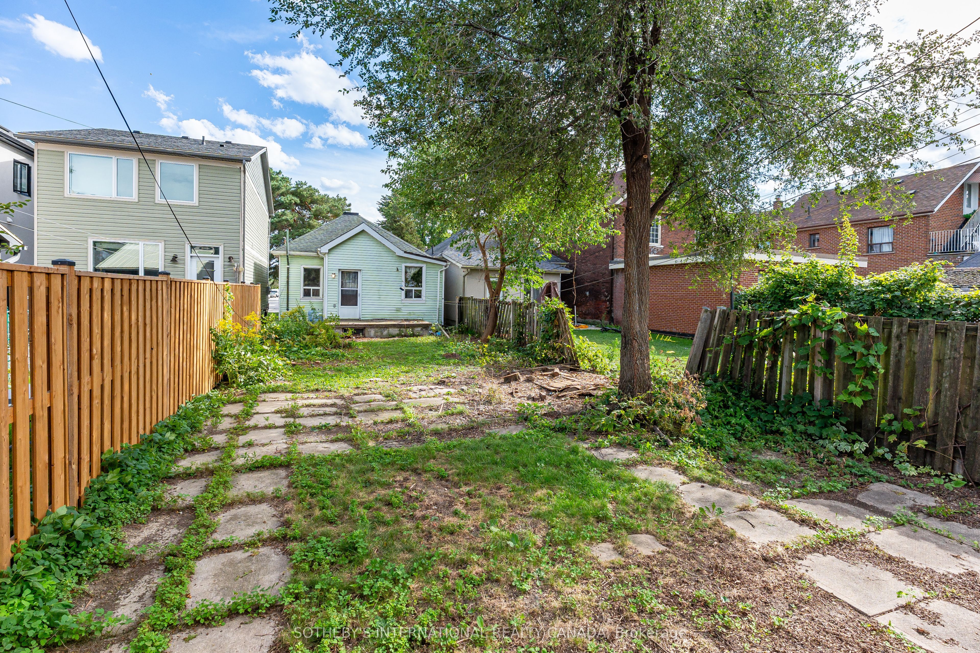 14 Marshall Boulevard