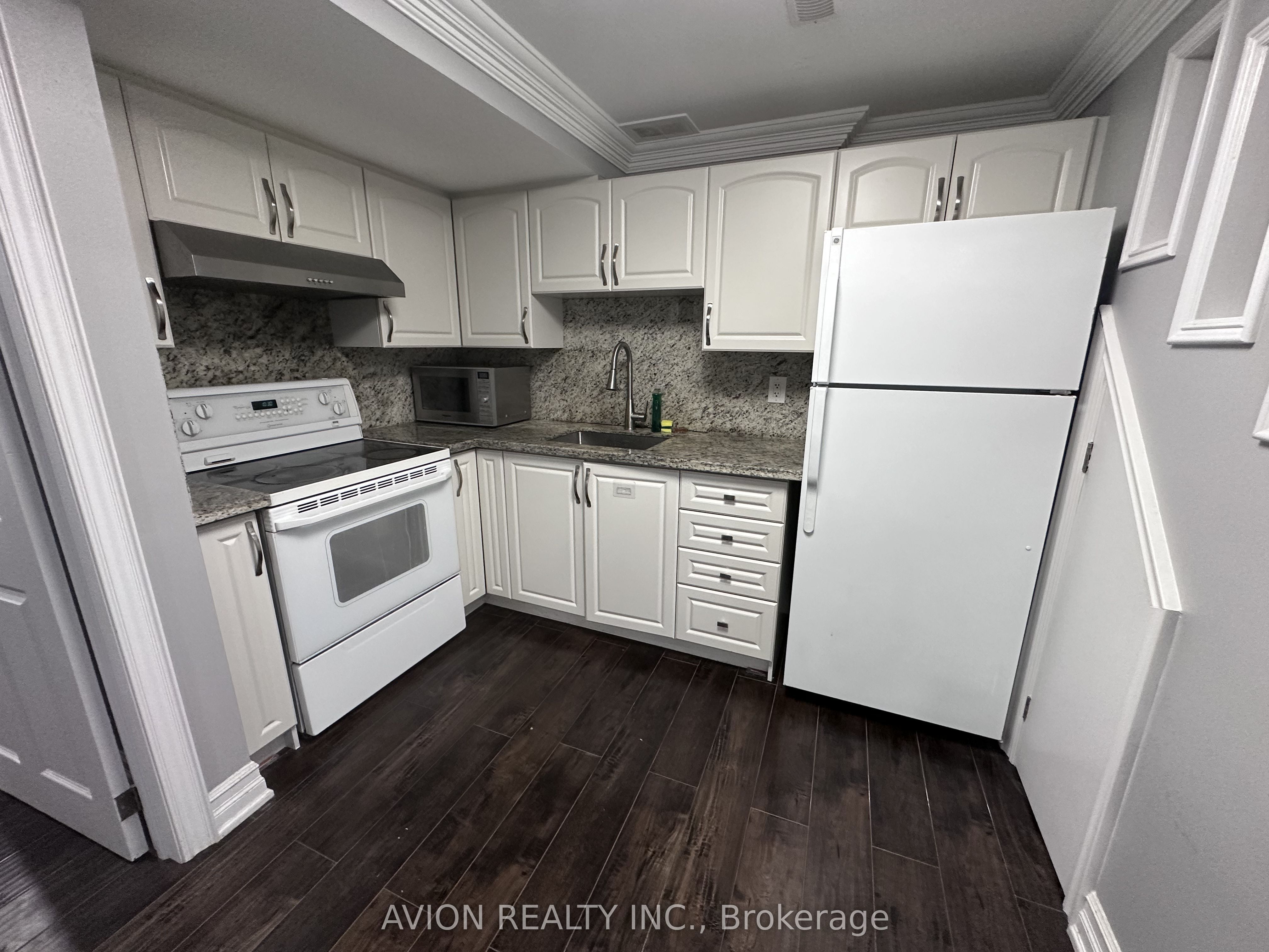 10 Durant Crescent BSMT