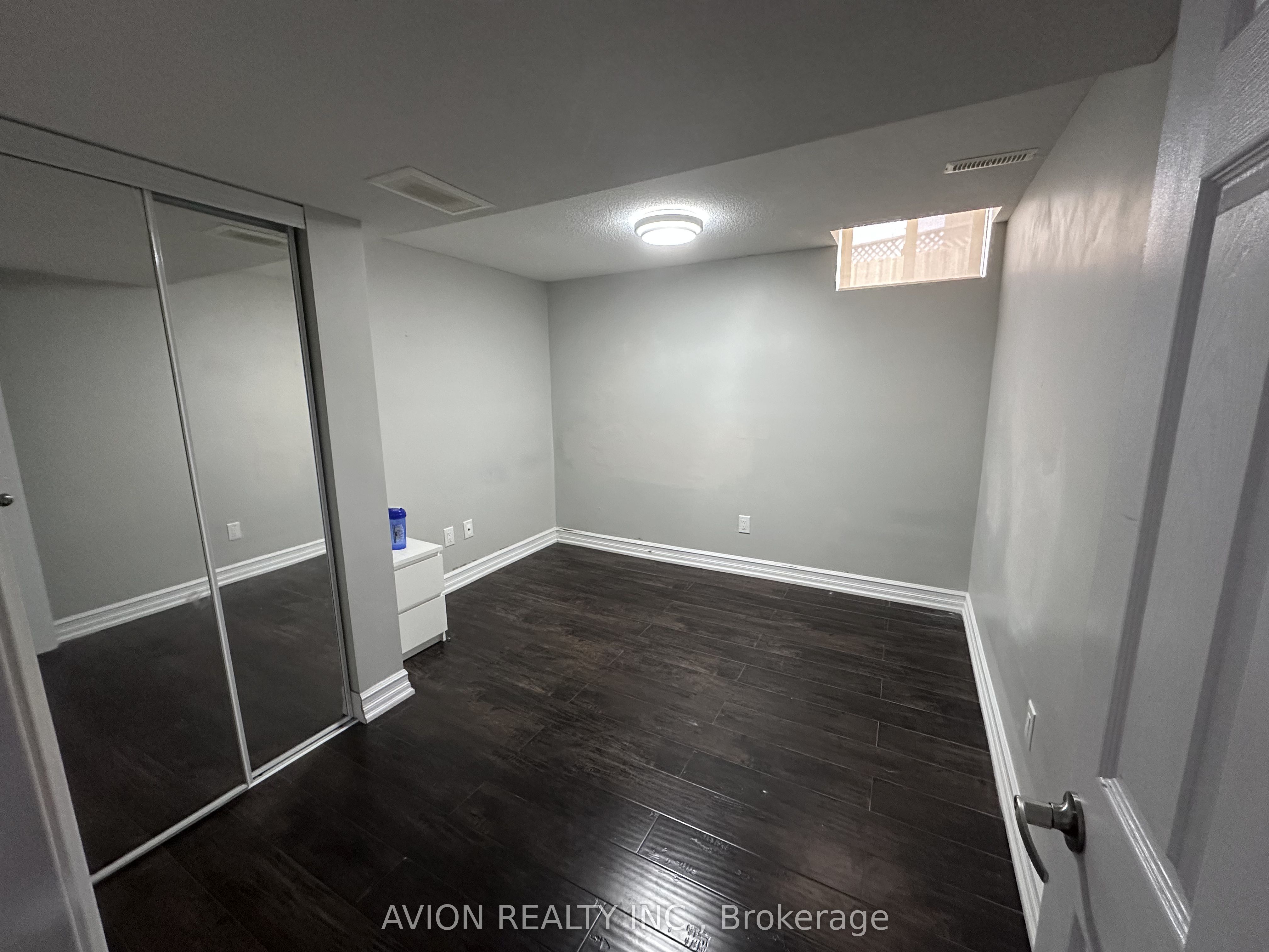 10 Durant Crescent BSMT