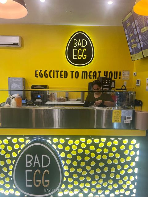 2214 Queen Street E Toronto ON M4E 1E9