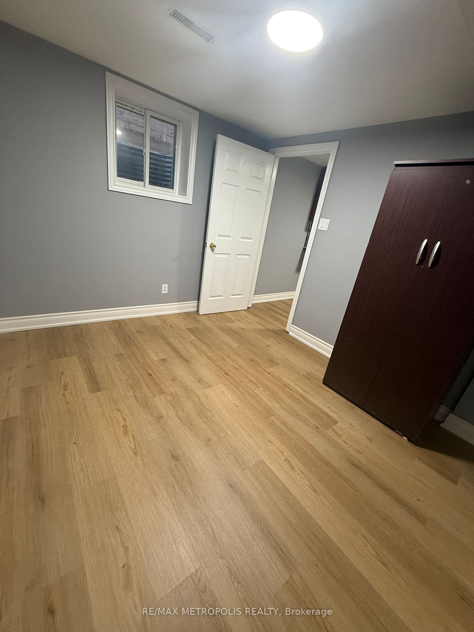 51 William Honey Crescent BASEMENT