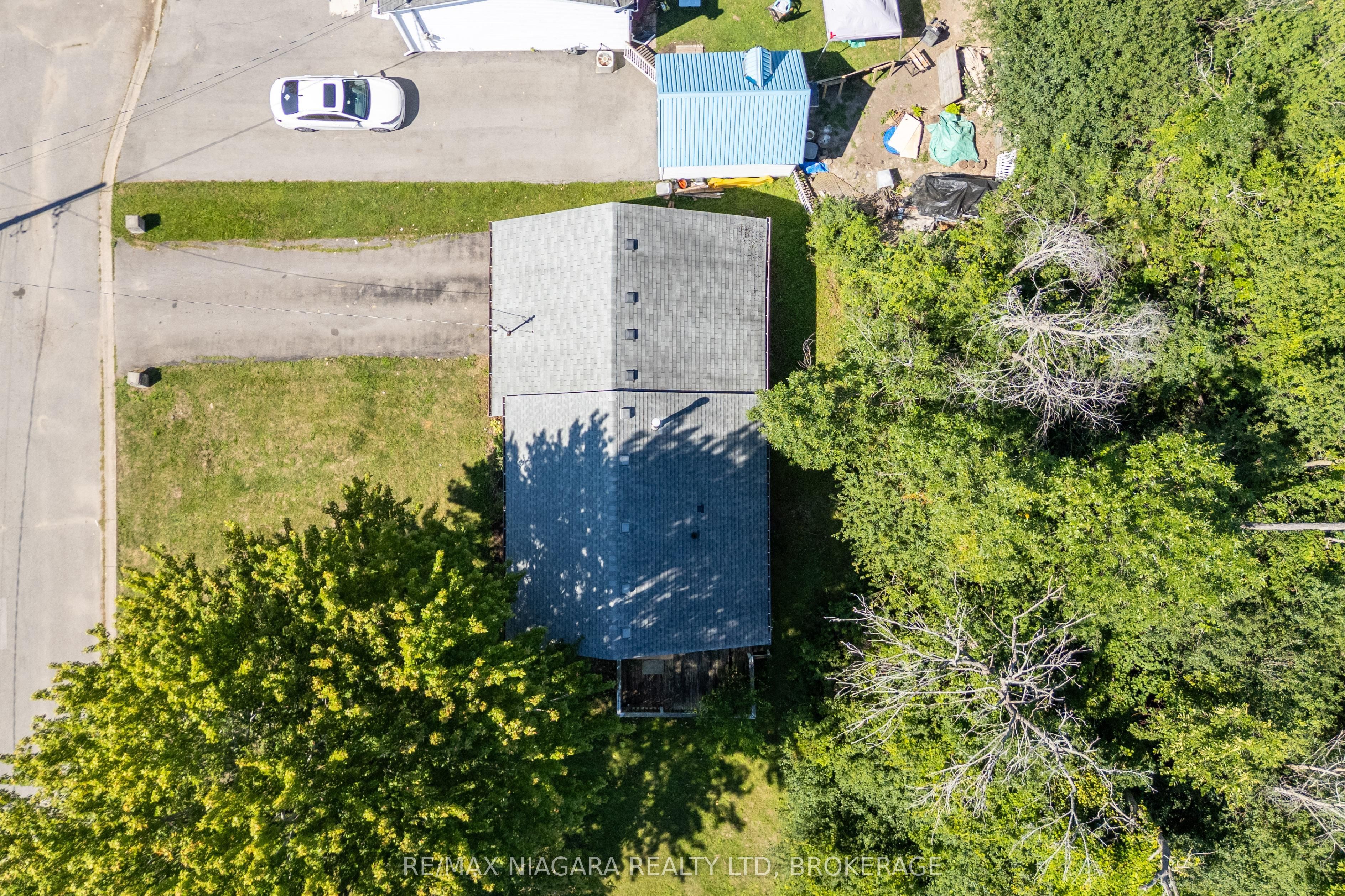 30 A Avenue