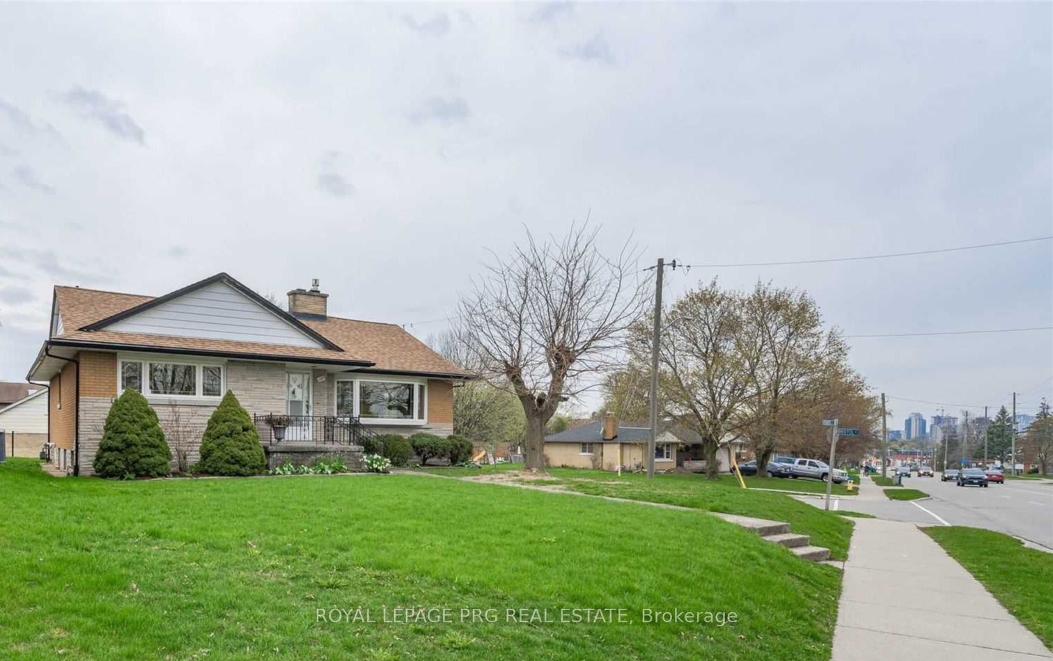 107 Weber Street S