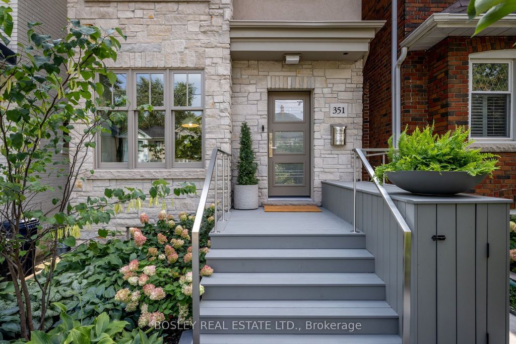 Photo of 351 Woburn Avenue, Toronto, ON M5M 1L3 (MLS # C12527766)