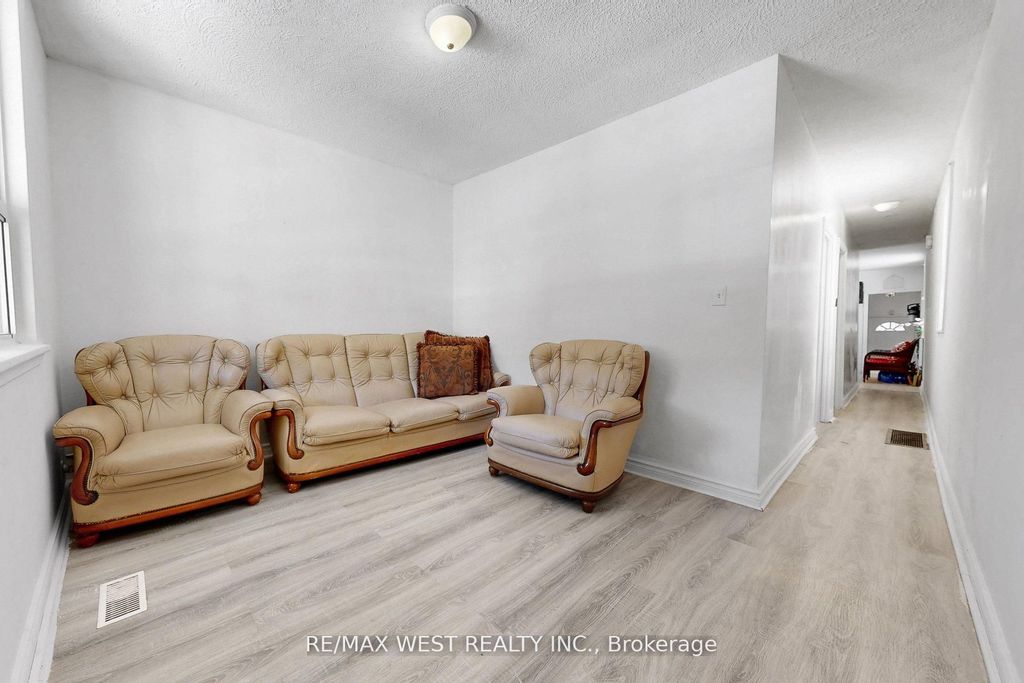 Photo of 538 McRoberts Avenue, Toronto, ON M6E 4R6 (MLS # W13144234)