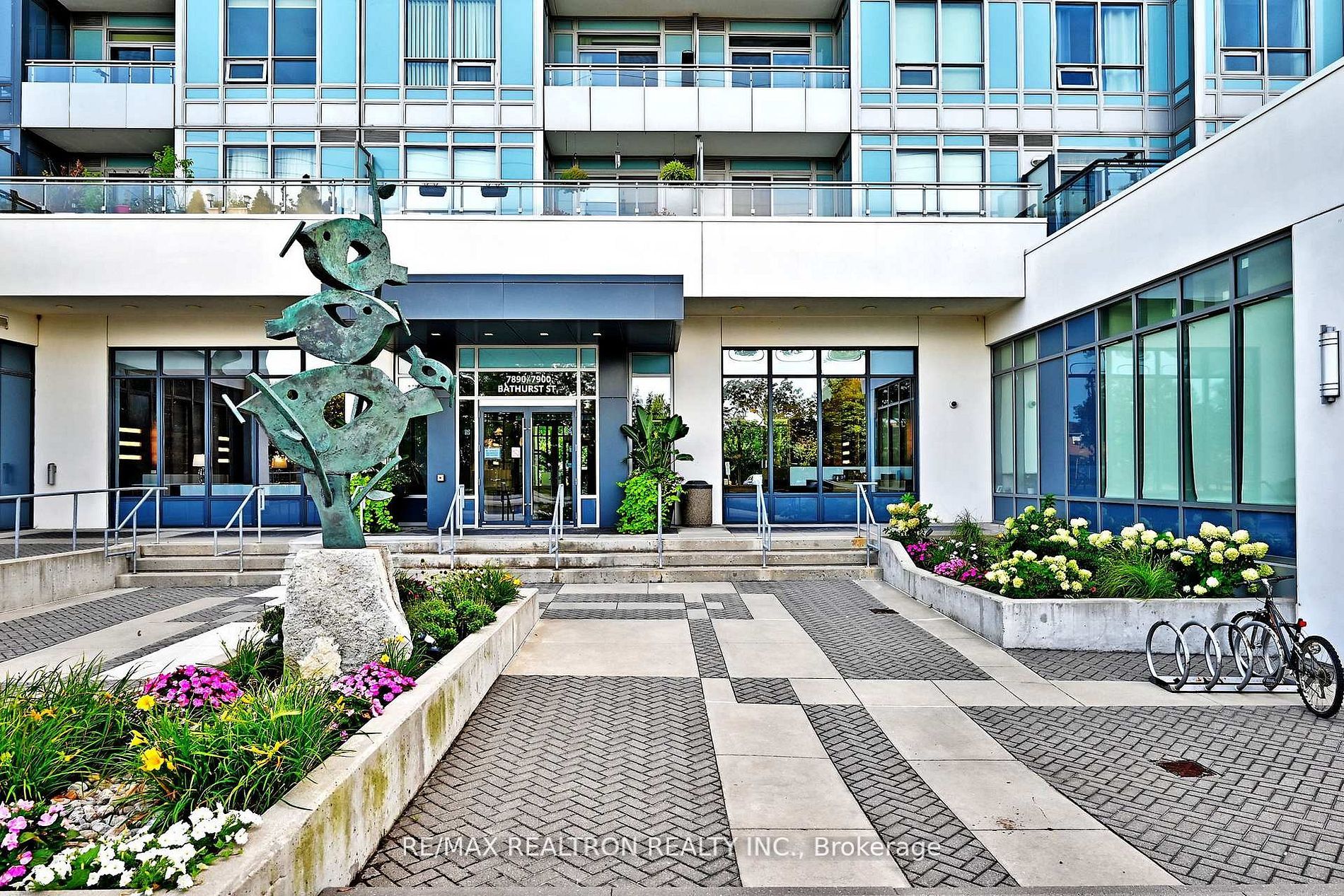 7900 Bathurst Street 1122