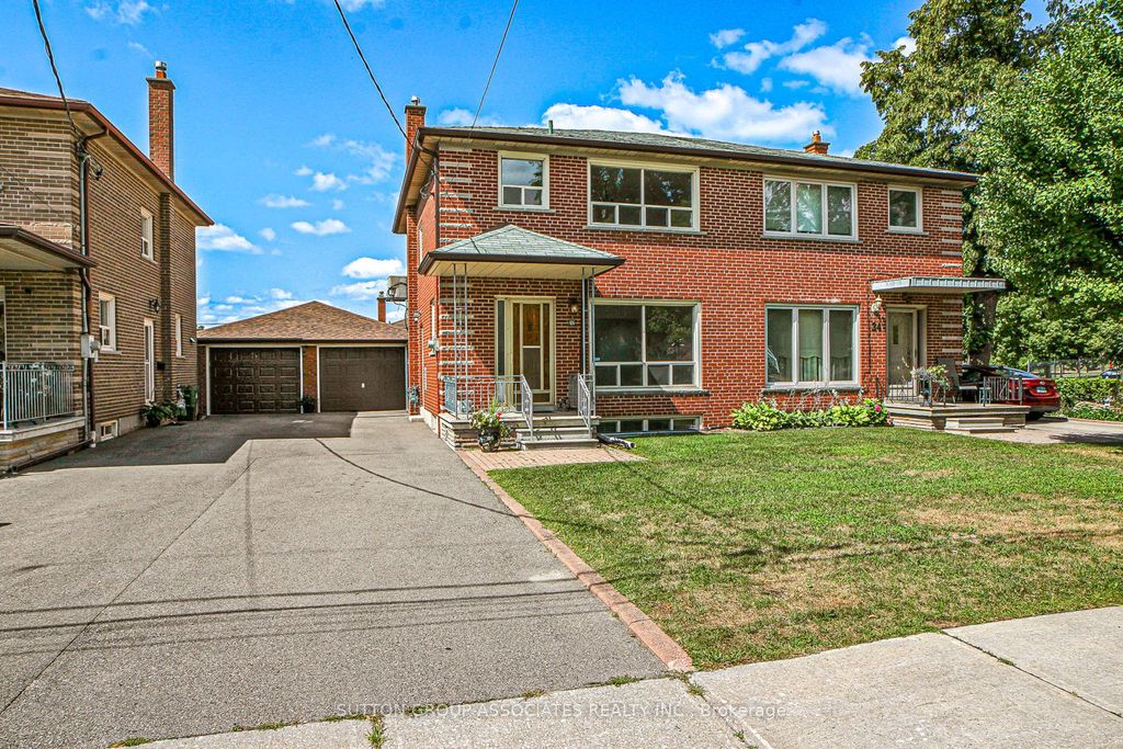 Photo of 22 Woodenhill Court, Toronto, ON M6M 1K9 (MLS # W12648204)
