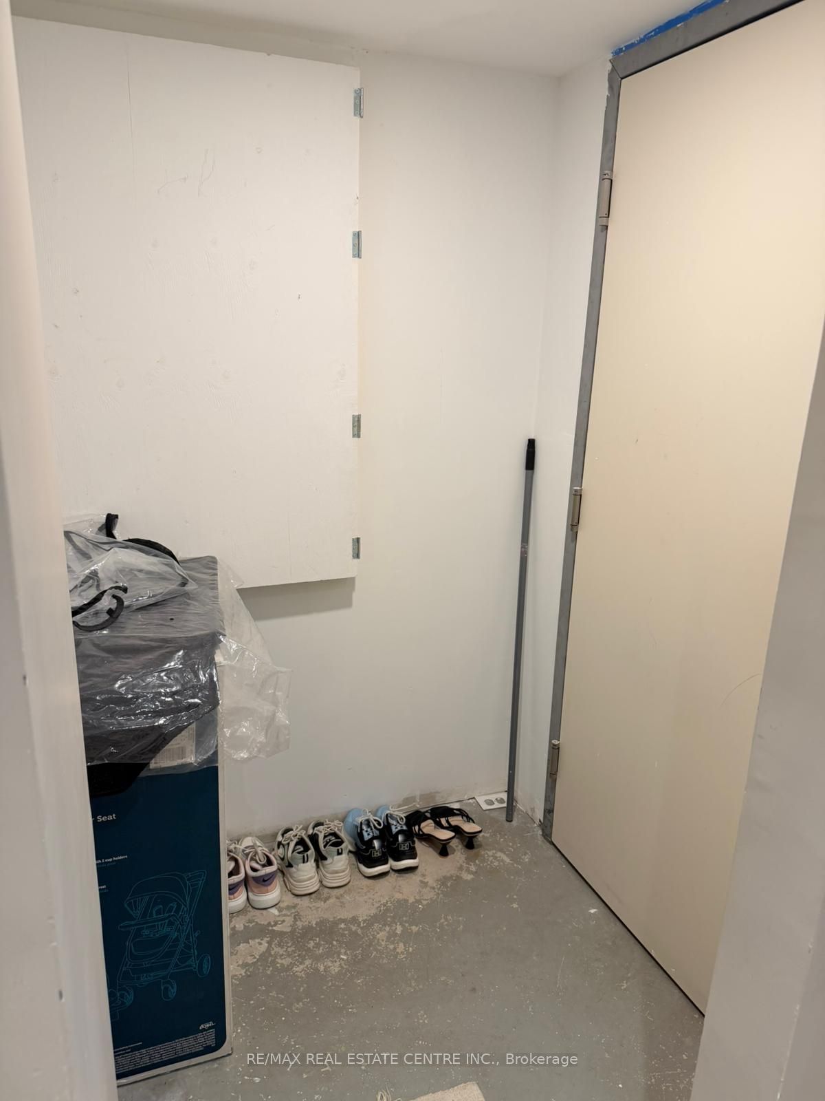 532 Woodward Avenue Bsmt.