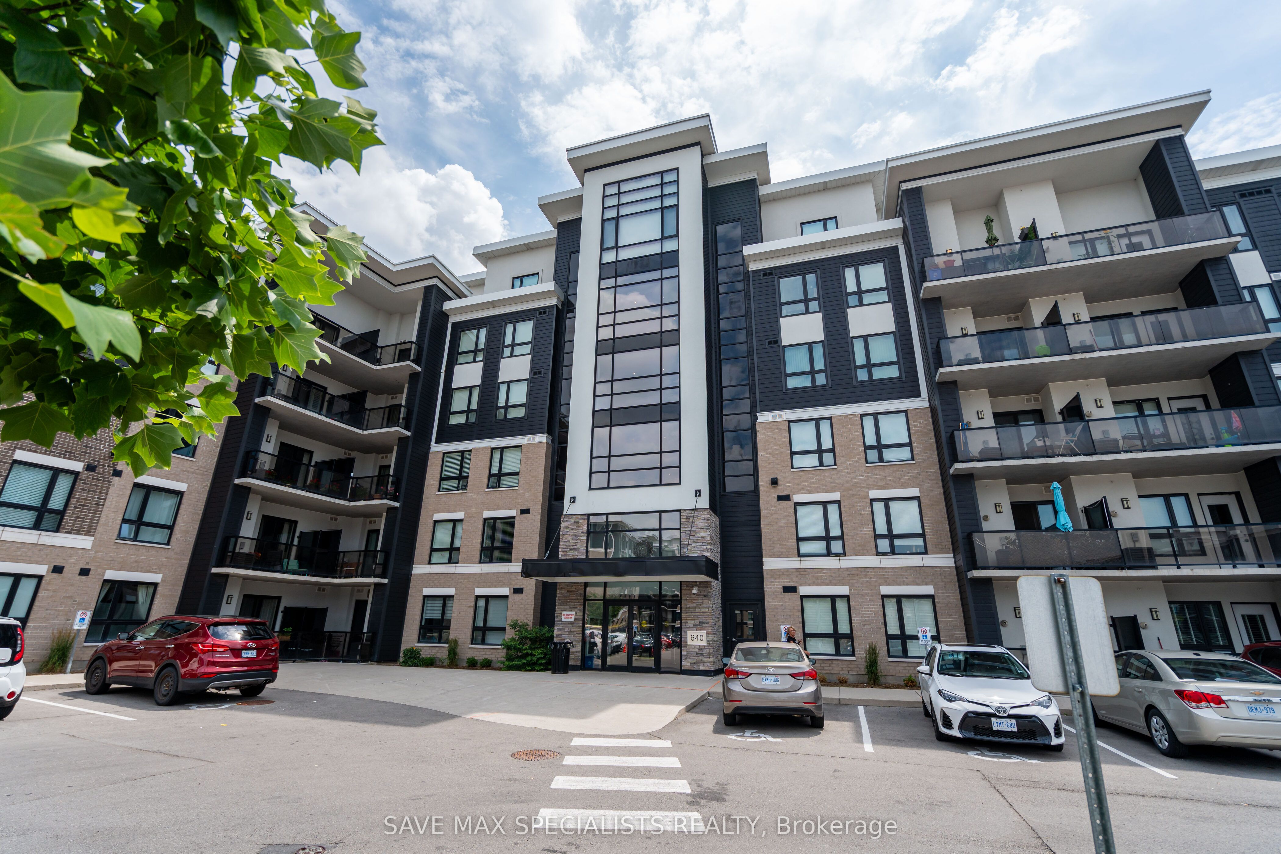 640 Sauve Street 422