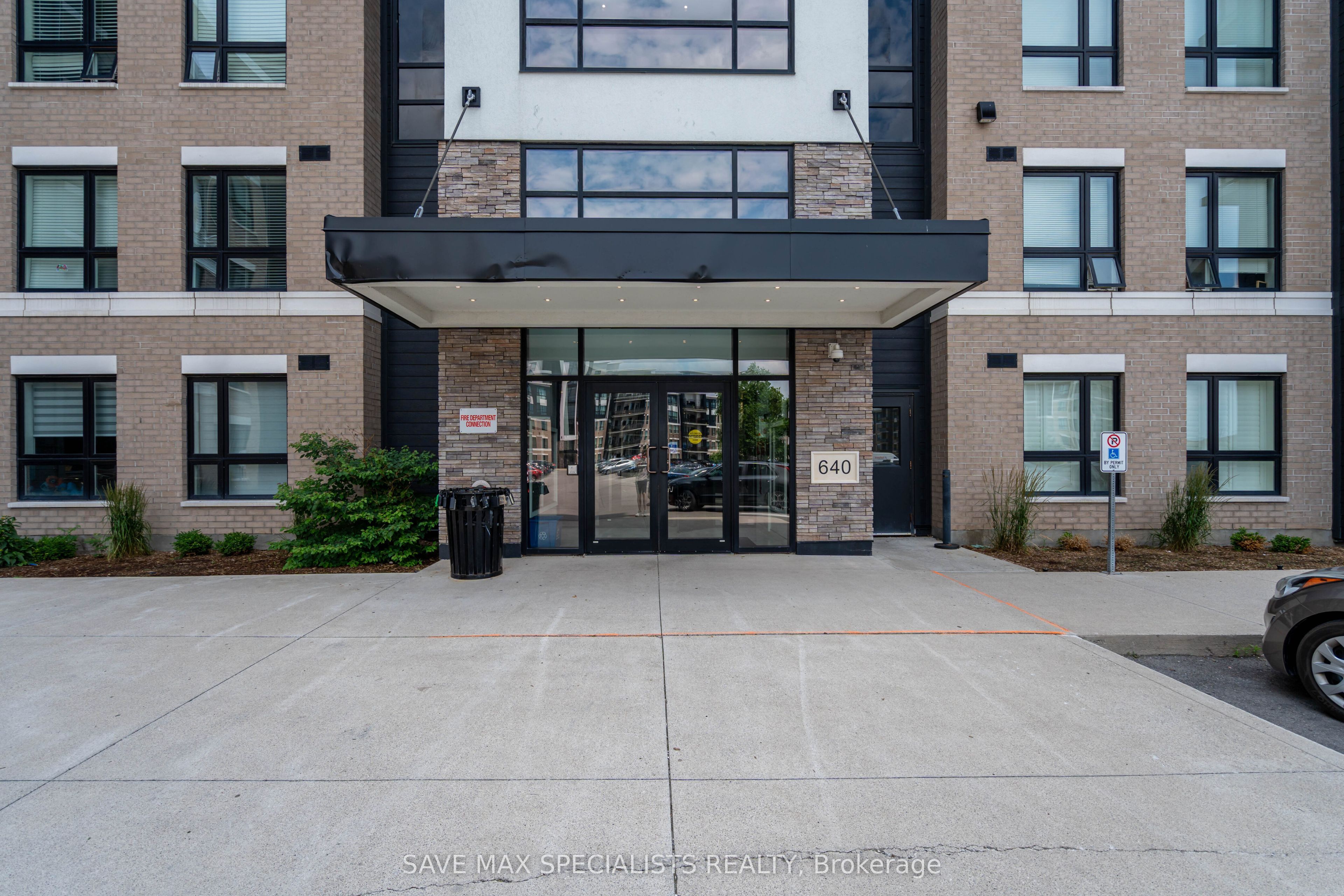 640 Sauve Street 422