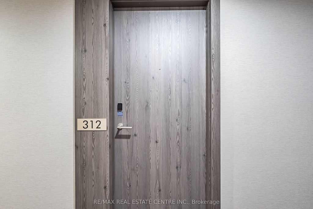 Photo of 25 Richmond Street E #312, Toronto, ON M5C 1N7 (MLS # C13411386)