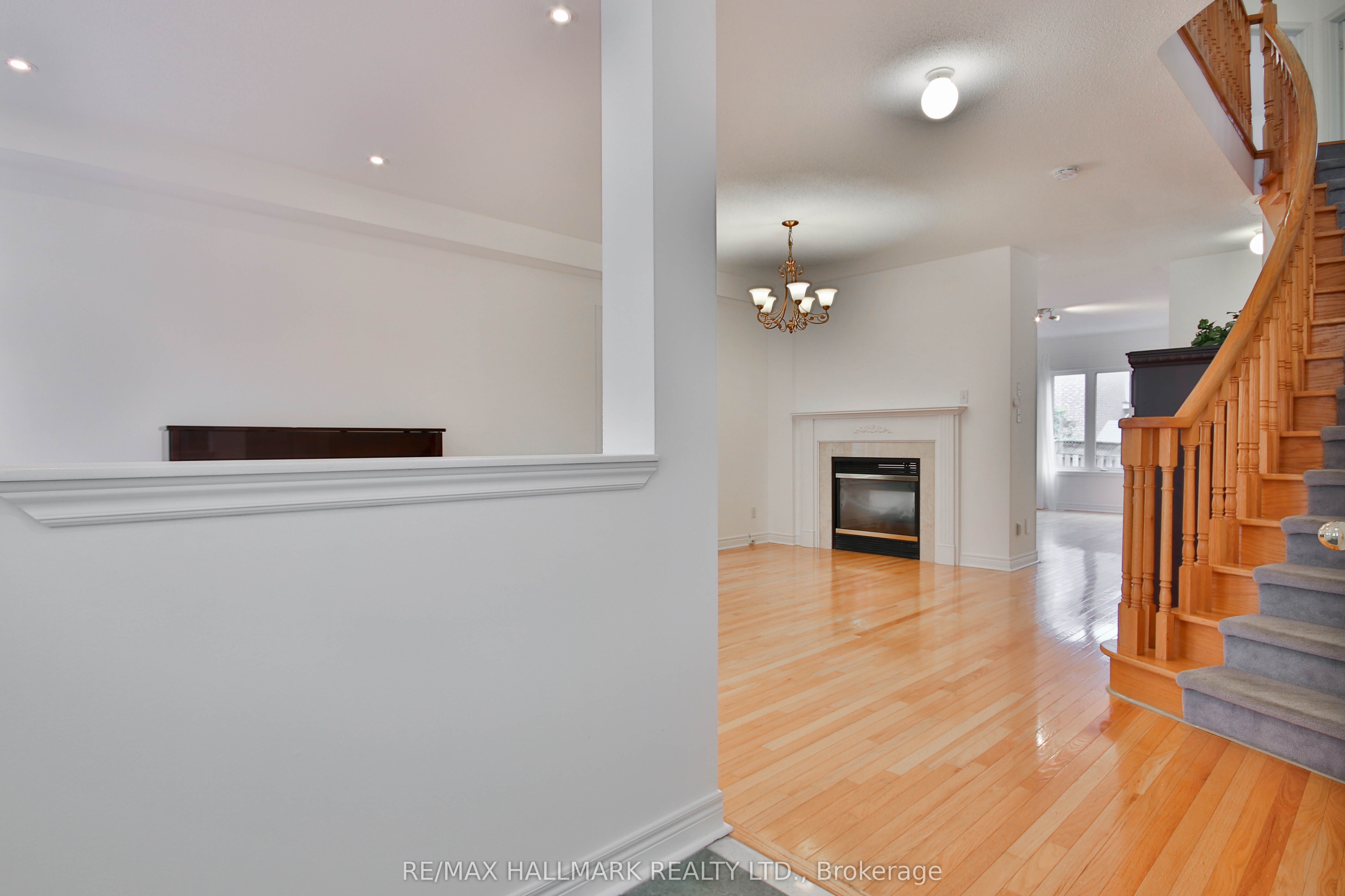 15 Briarglen Road