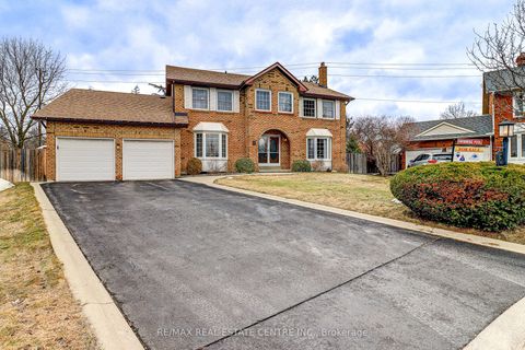 6 Waverly Place Brampton ON L6Z 1Y9