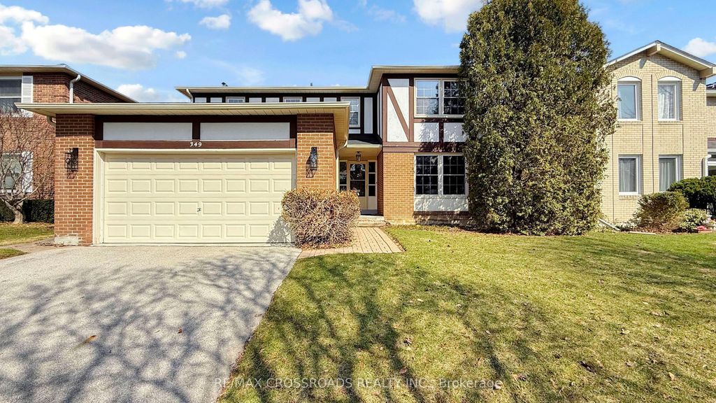 Photo of 349 Banbury Road, Toronto, ON M2L 2V2 (MLS # C12965014)