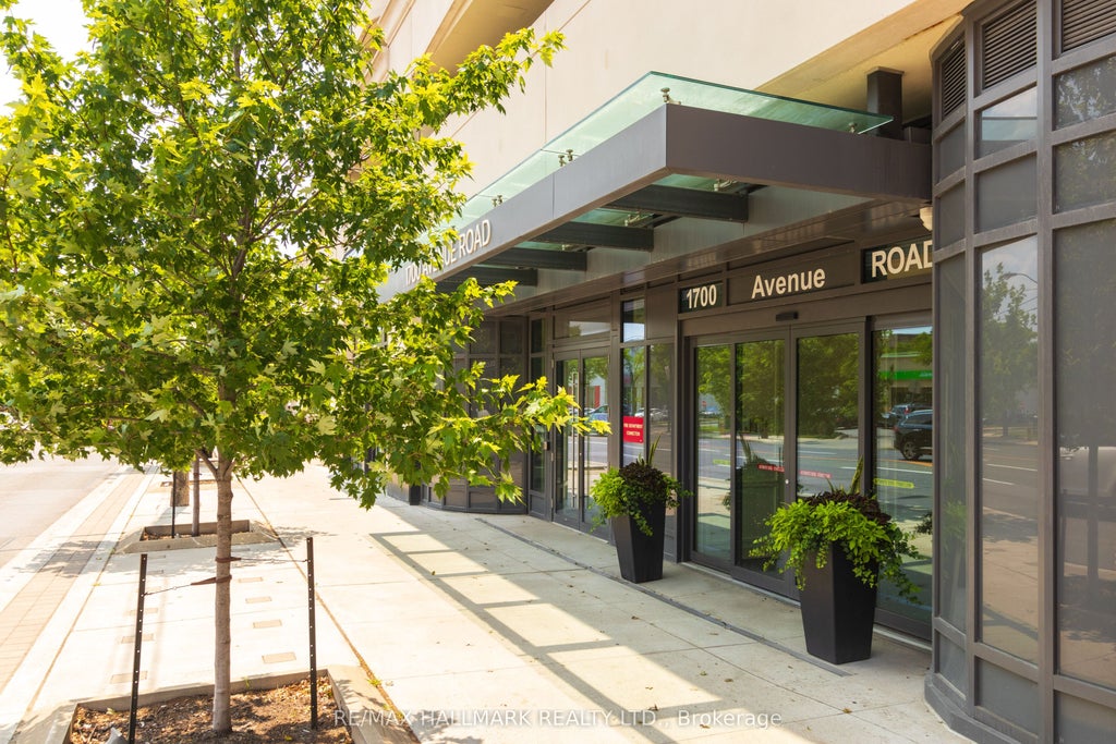 Photo of 1700 Avenue Road #406, Toronto, ON M5M 3Y4 (MLS # C13757378)