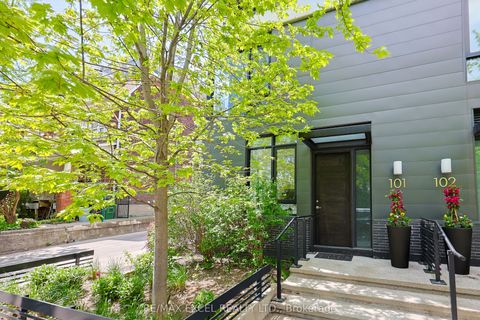 530 Indian Grove 101 Toronto ON M6P 2J1