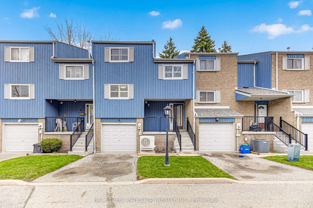 Photo of 646 Village Parkway #26, Markham, ON L3R 2S7 (MLS # N13061038)