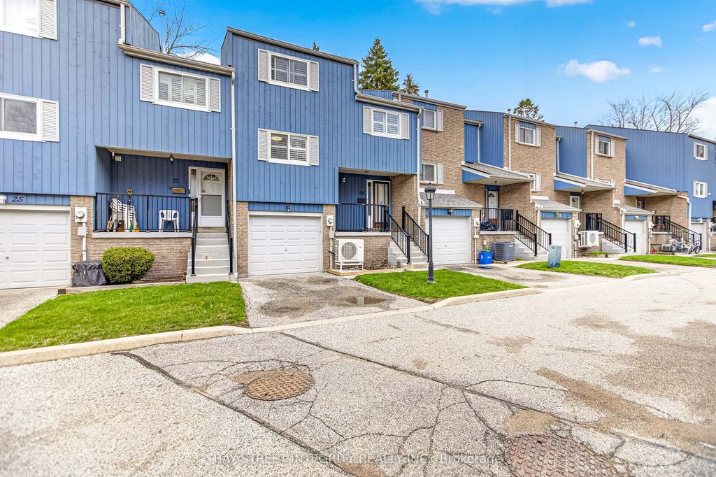 Photo of 646 Village Parkway #26, Markham, ON L3R 2S7 (MLS # N13061038)