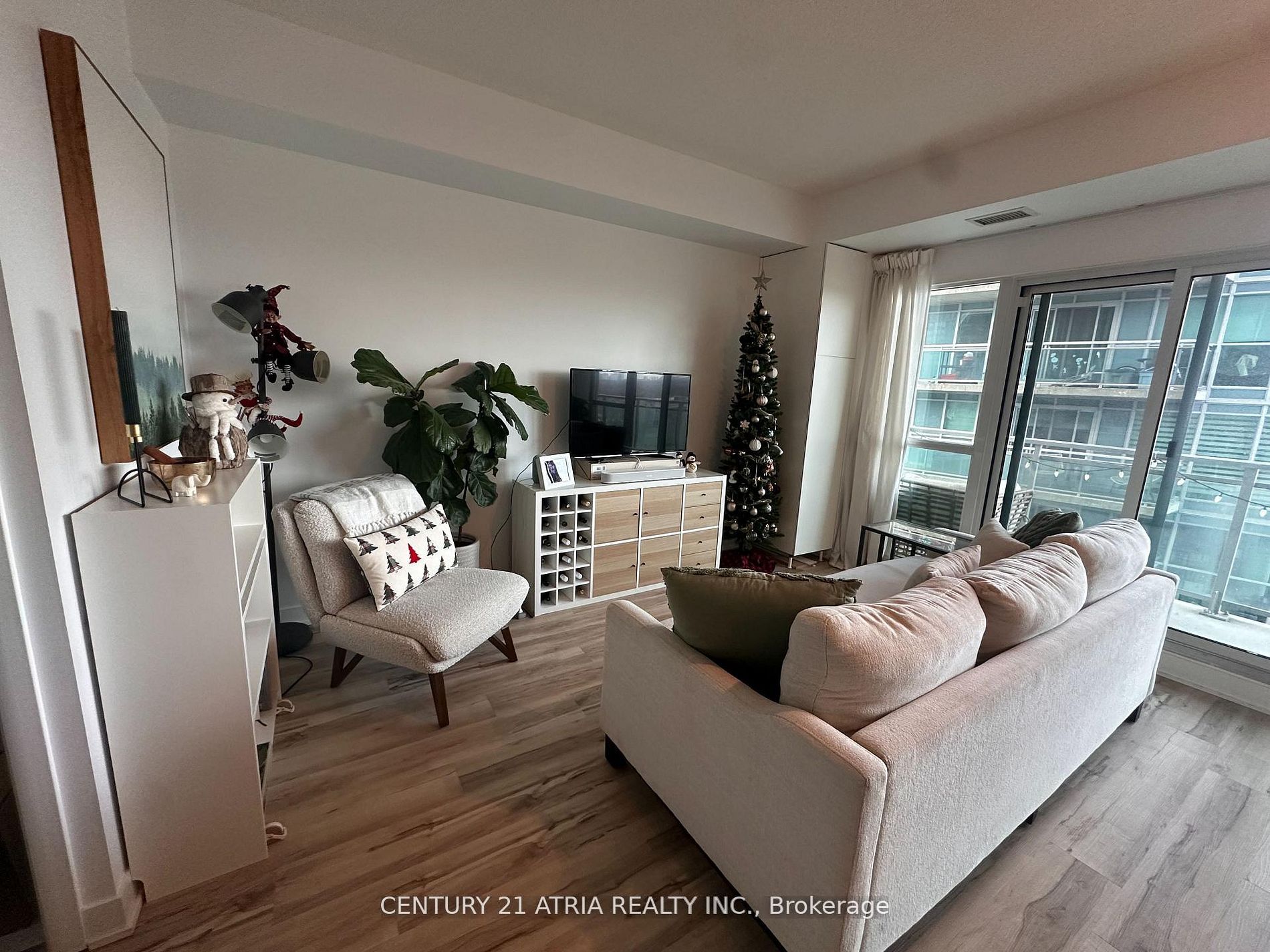 165 Legion Road N 1731