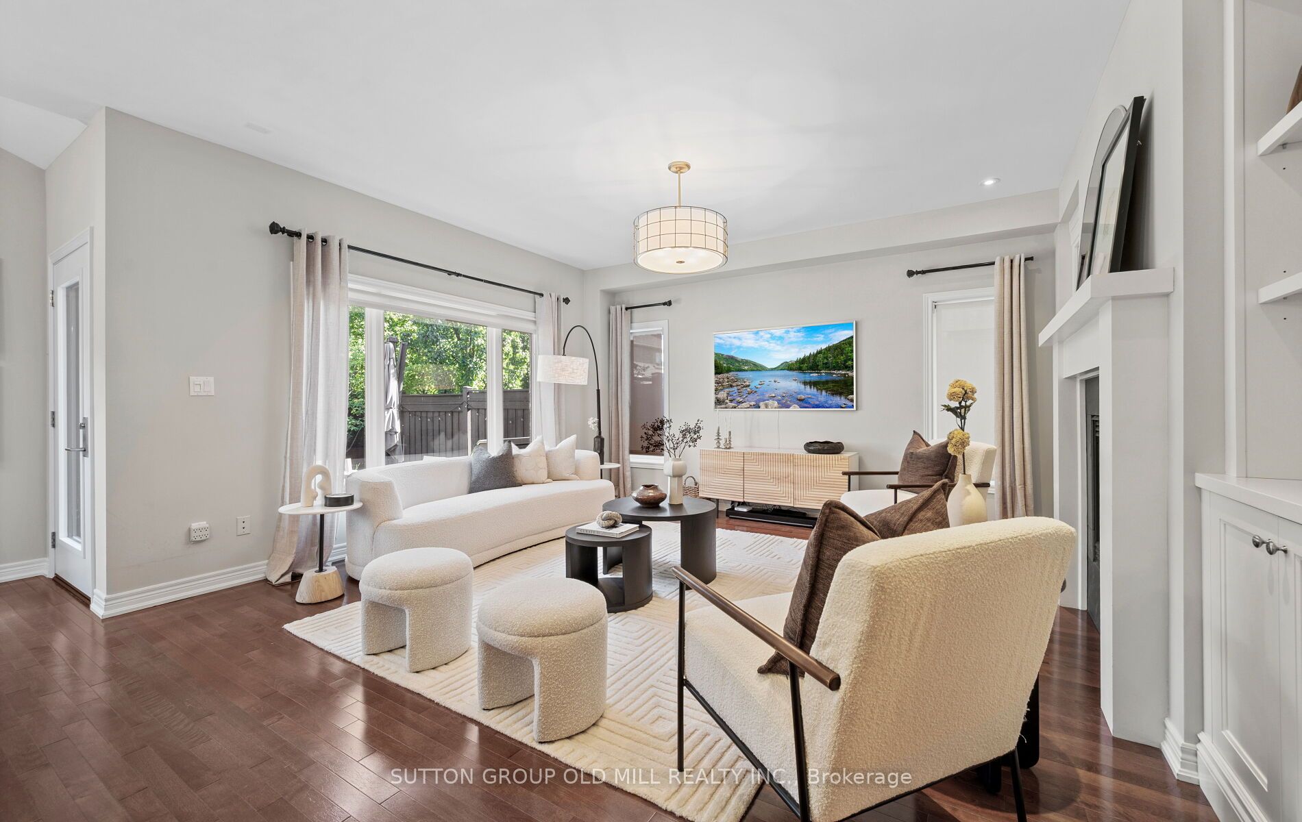3304 Stalybridge Drive