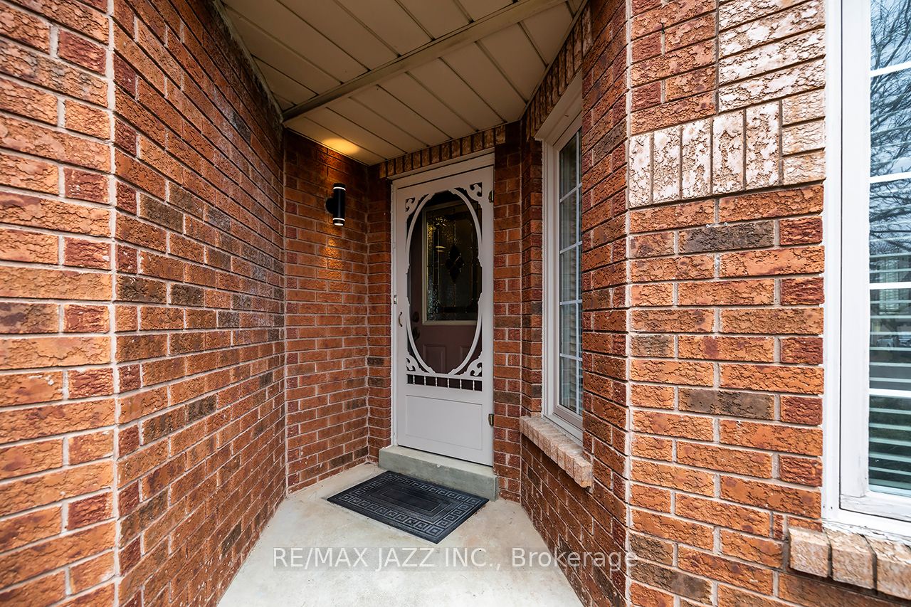 7 Barwick Court