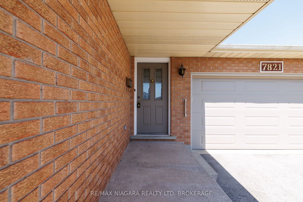 Photo of 7821 Windfield Street, Niagara Falls, ON L2H 2X4 (MLS # X13046230)