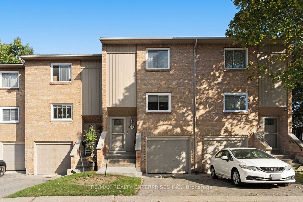 Photo of 63 Fonthill Road #21, Hamilton, ON L9C 6T1 (MLS # X12414251)