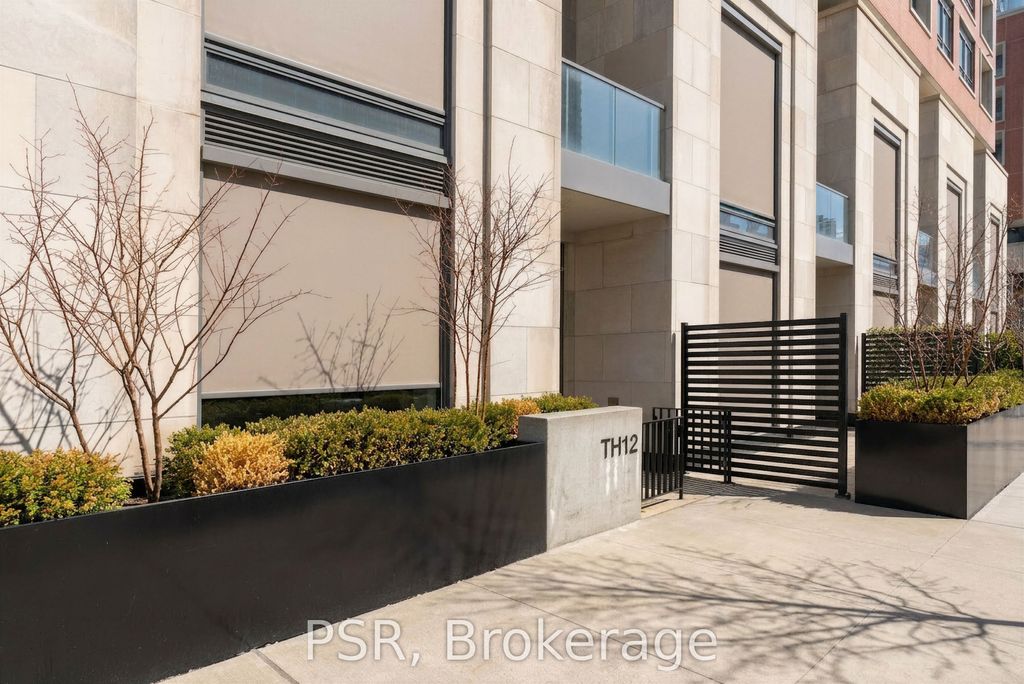 Photo of 33 Frederick Todd Way #TH12, Toronto, ON M4G 0C9 (MLS # C12901702)