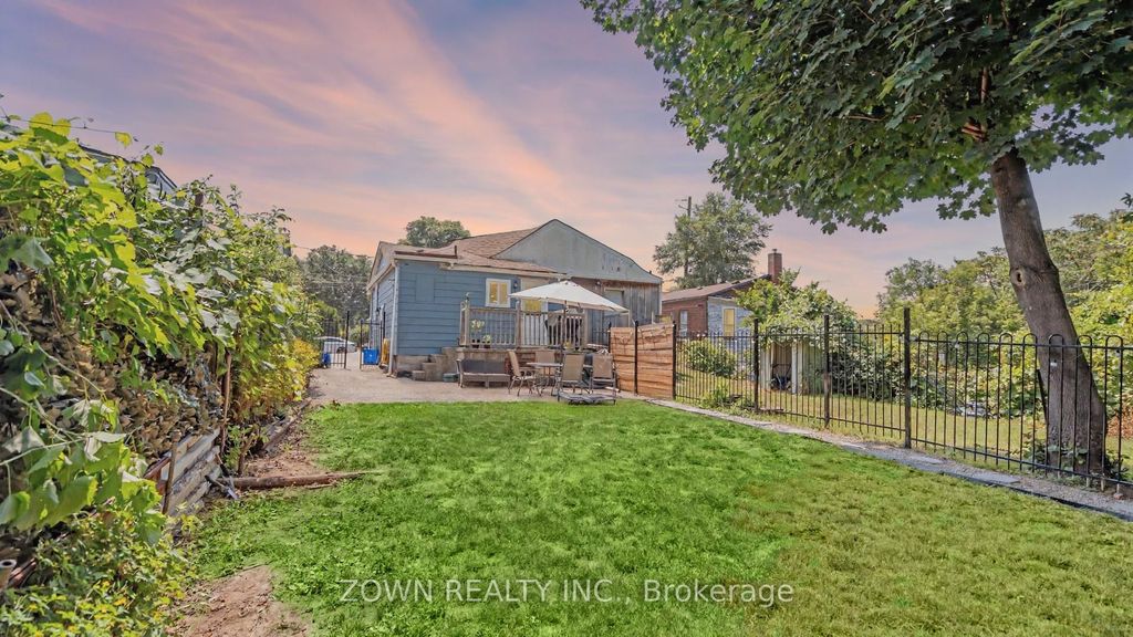 Photo of 64 Sheaffe Street, Hamilton, ON L8R 2E9 (MLS # X12420226)