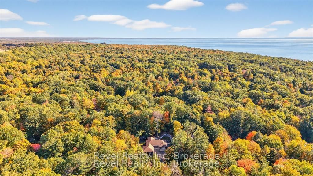 683 Lafontaine Road W