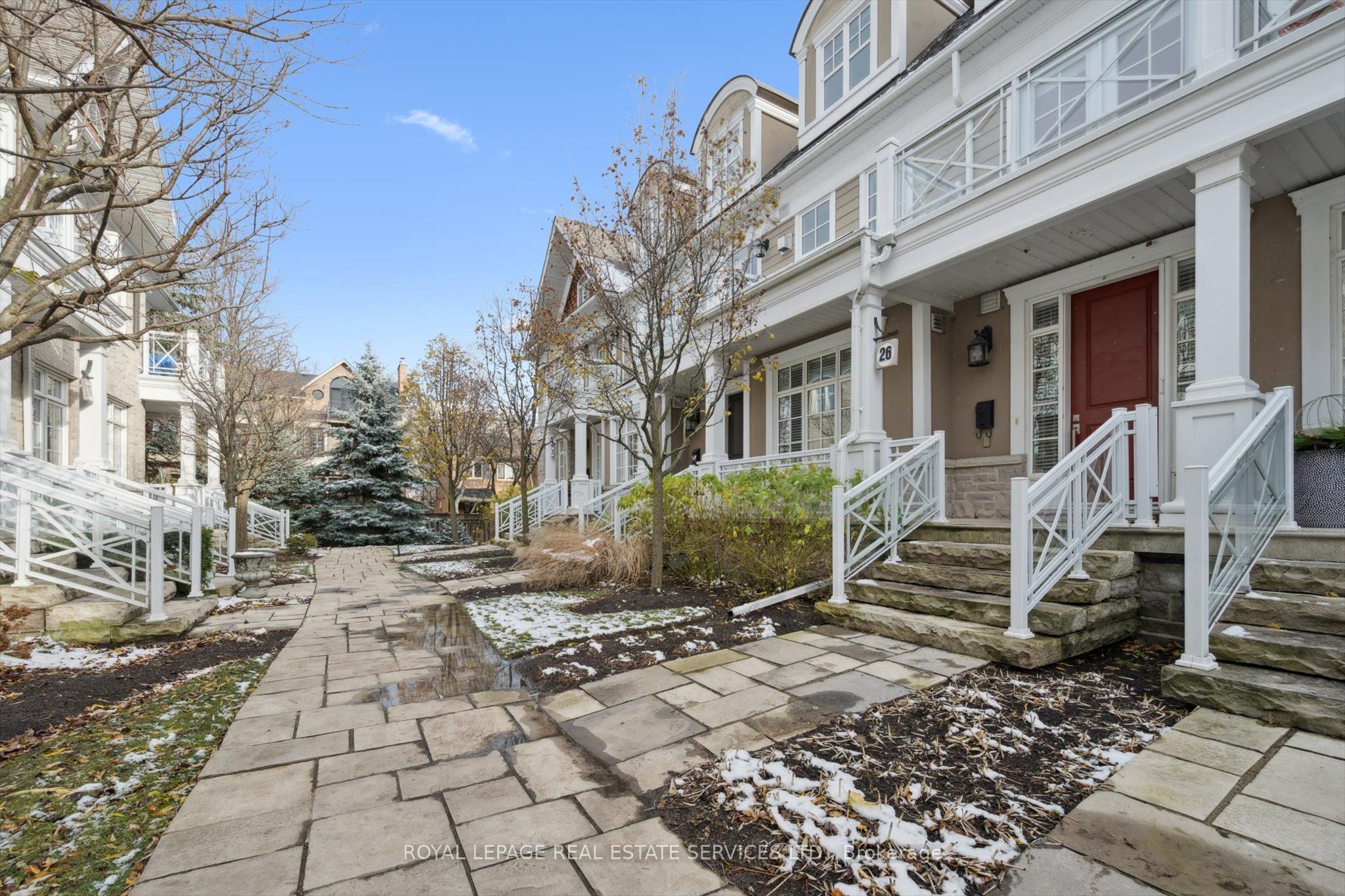 2369 Ontario Street 26