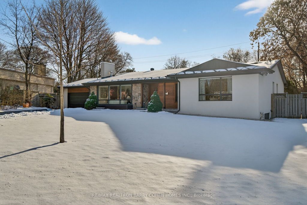 Photo of 5 Sulgrave Crescent, Toronto, ON M2L 1W5 (MLS # C12626638)