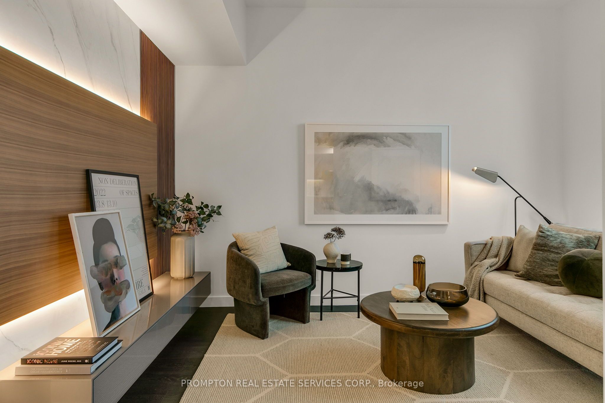 38 Widmer Street PH 5110