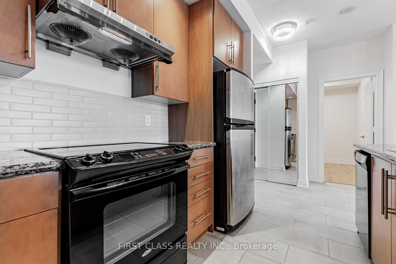 23 Cox Boulevard 1685