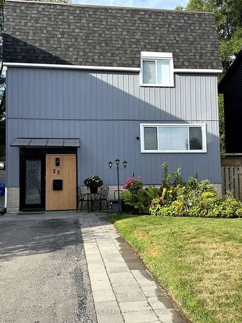 25 Hercules Court Brampton ON L6S 1X6