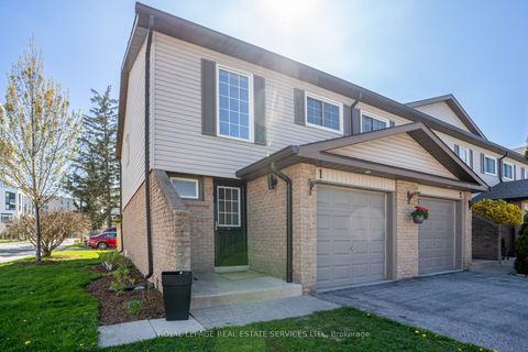 2411 Sovereign Street 1 Oakville ON L6L 1M1