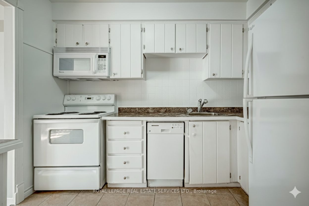 2411 Sovereign Street 1