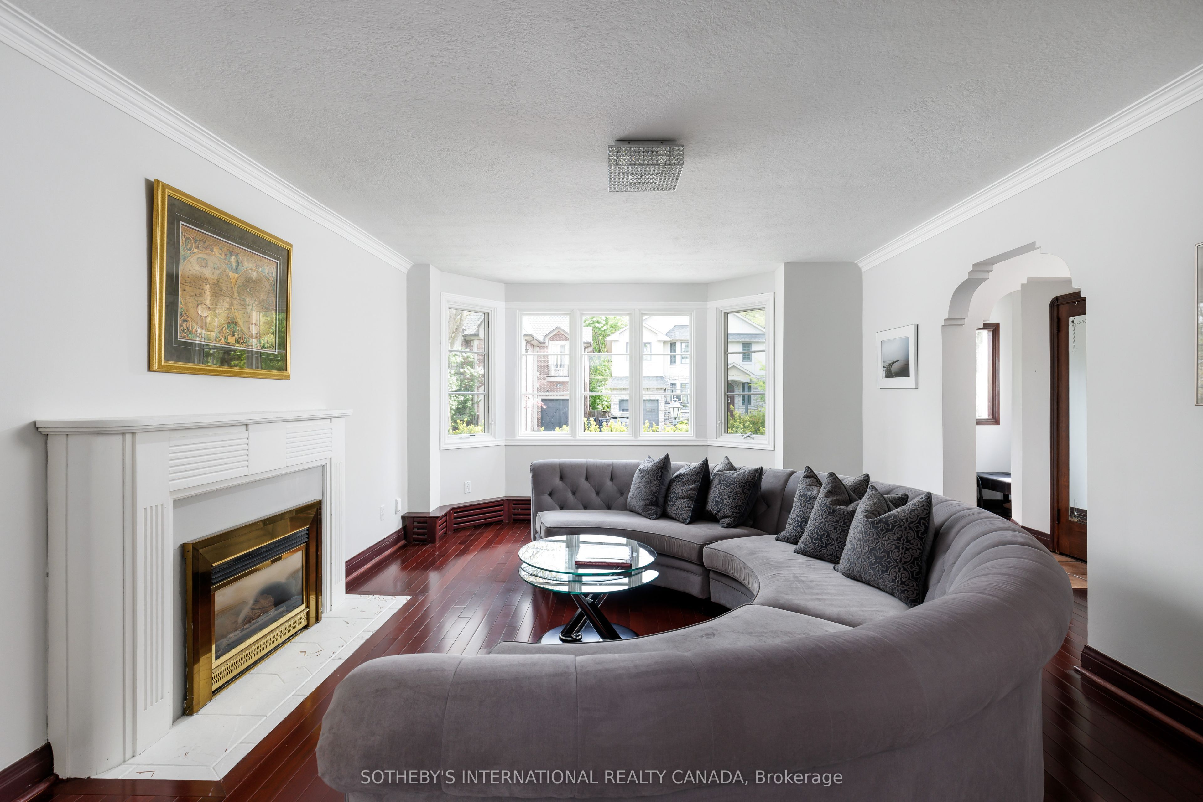 90 Kingsway Crescent