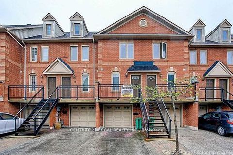 3895 Doug Leavens Boulevard 13 Mississauga ON L5N 7G1