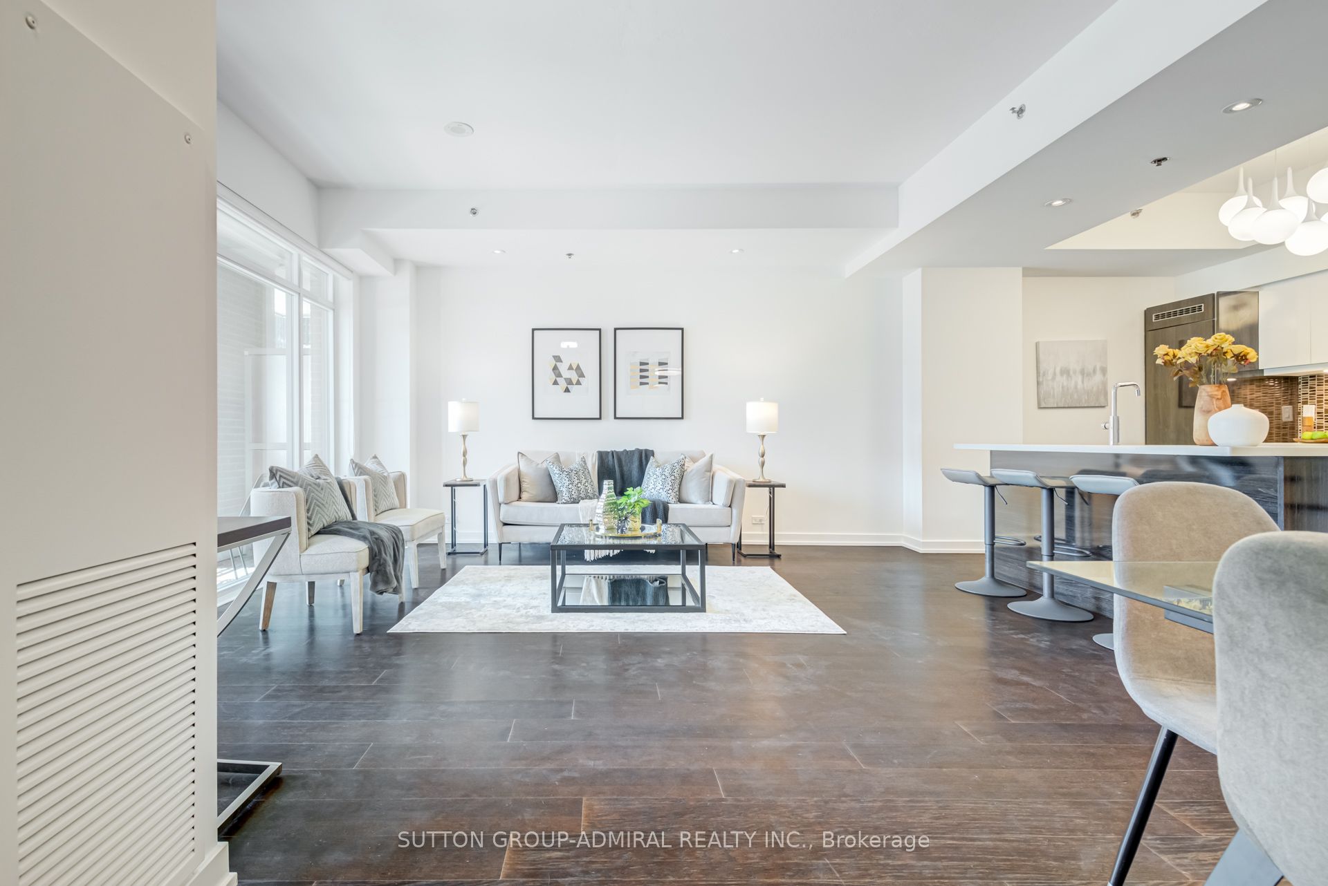 220 George Street TH2