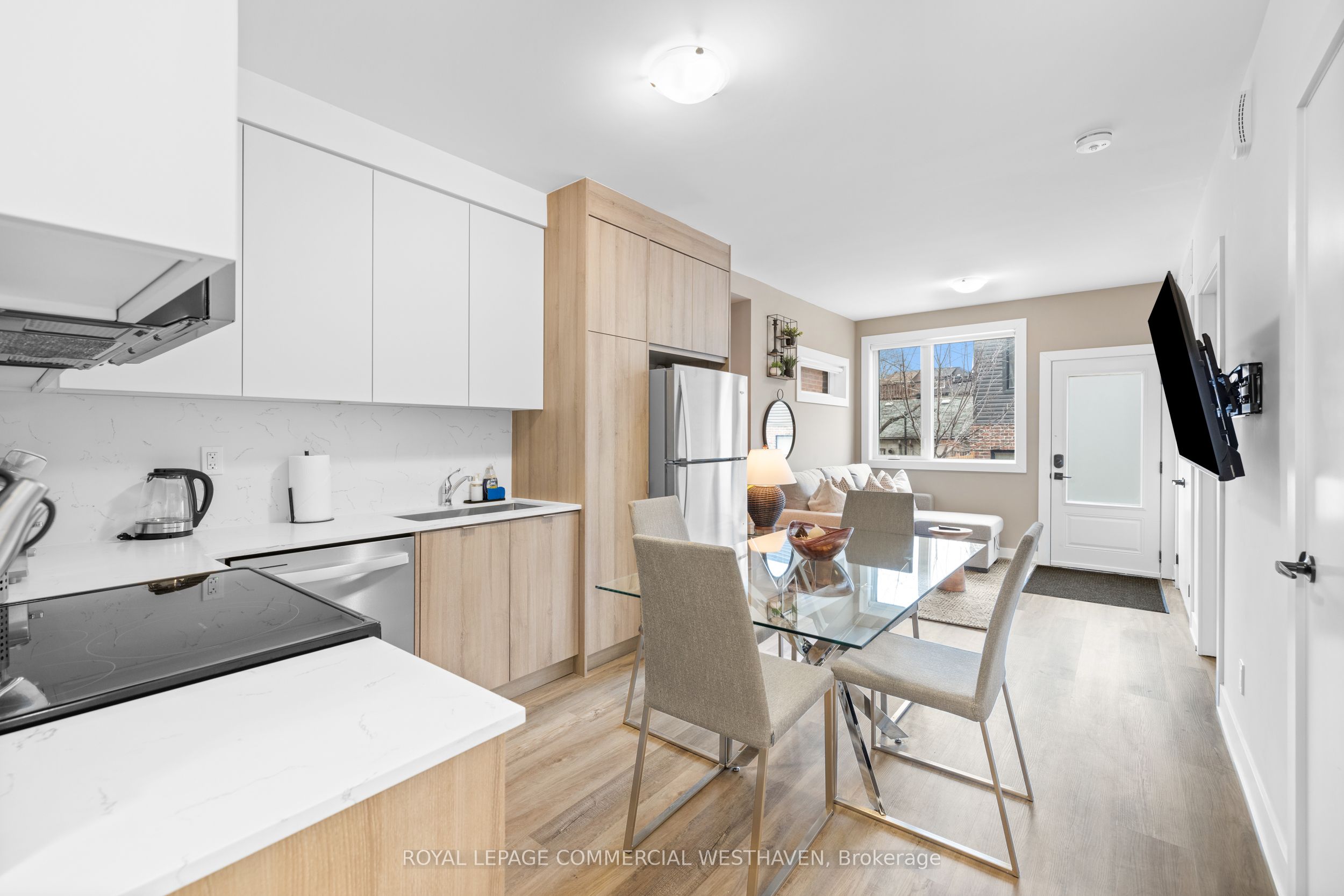449 Lansdowne Avenue B