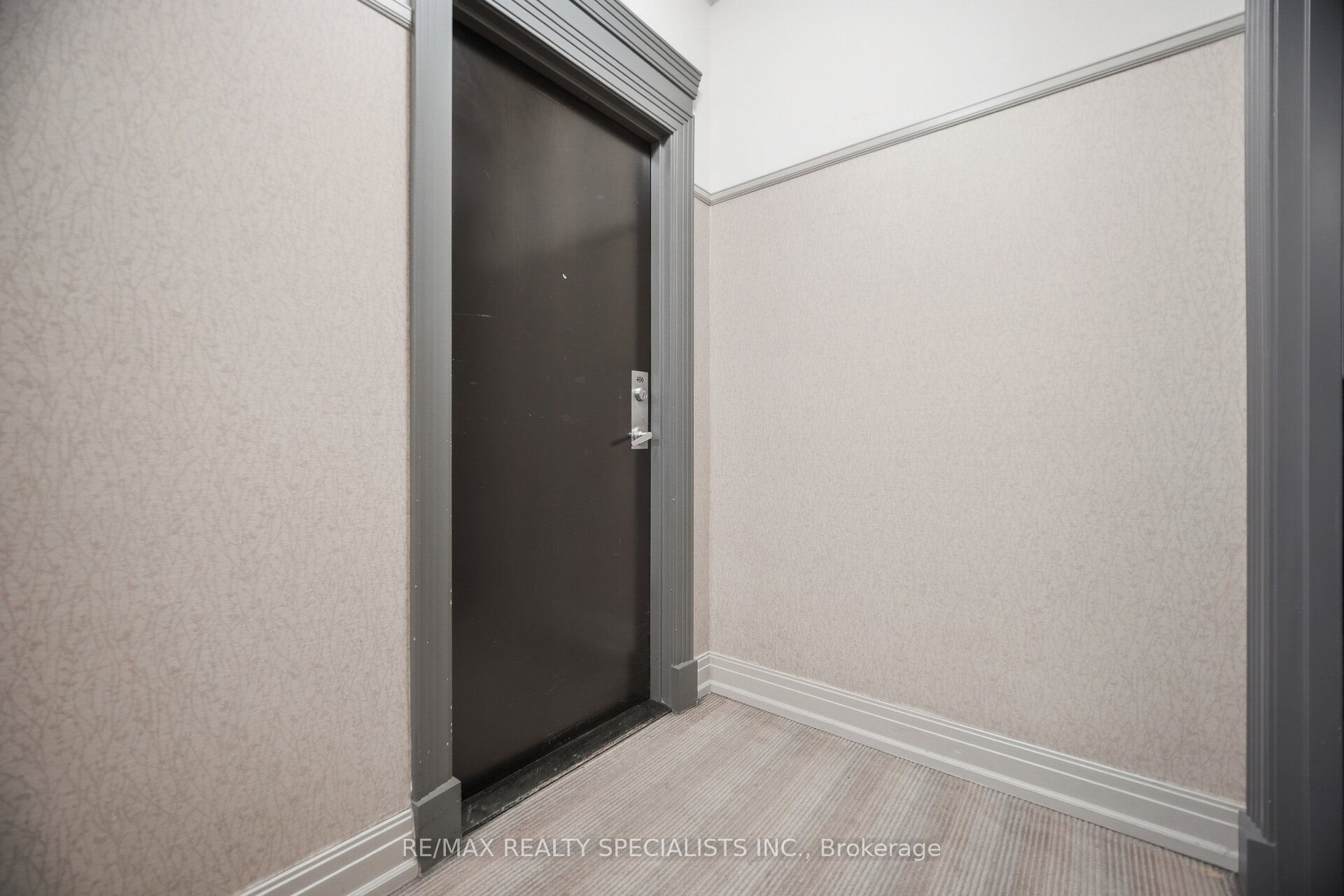 388 Prince of Wales Drive 406