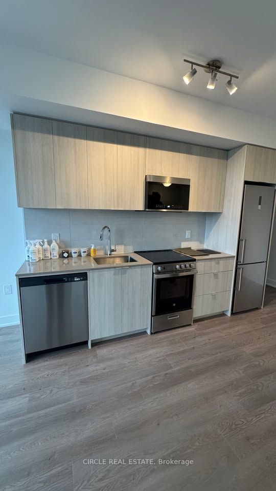 2088 James Street 1101