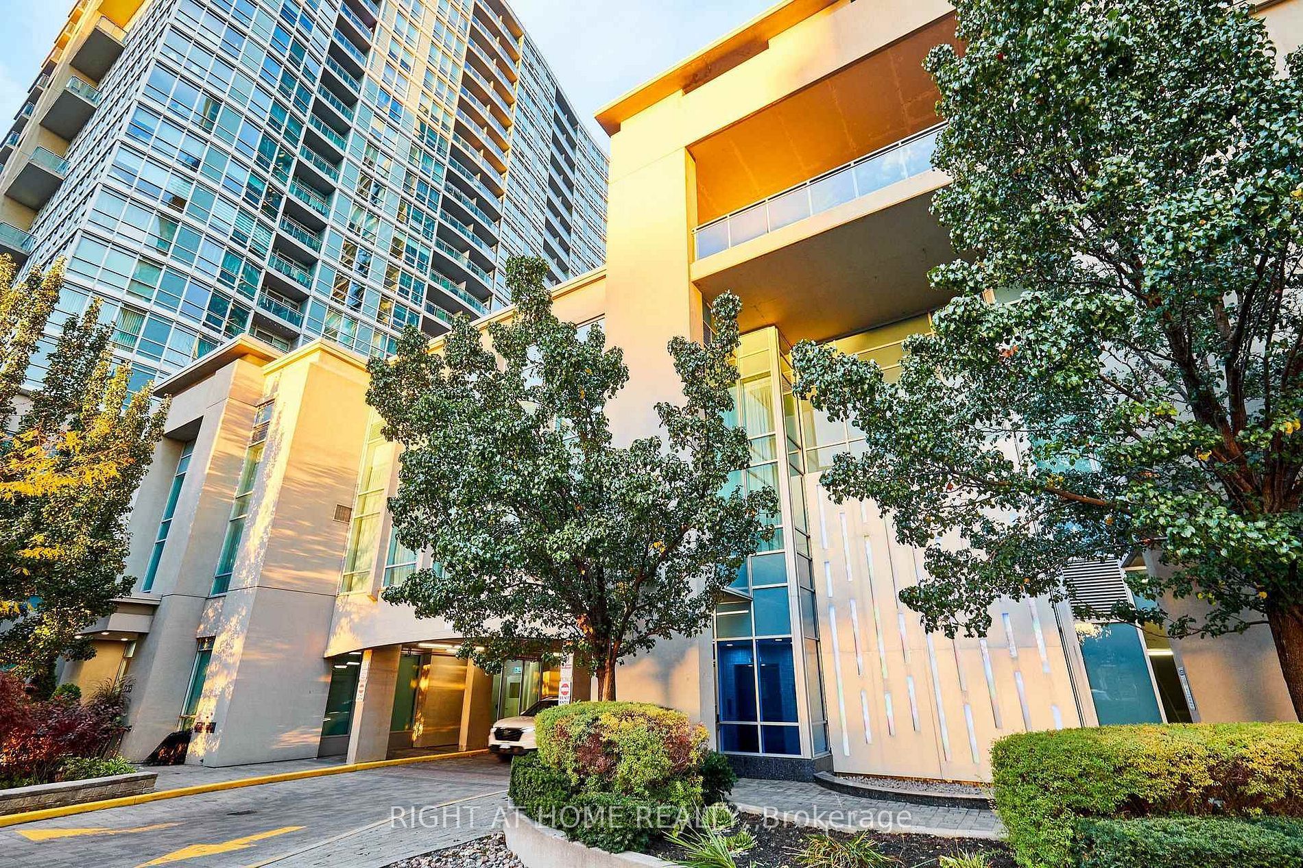 185 Legion Road N 703