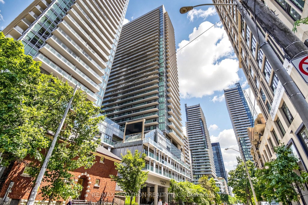 Photo of 195 Redpath Avenue #1612, Toronto, ON M4P 0E4 (MLS # C13655898)
