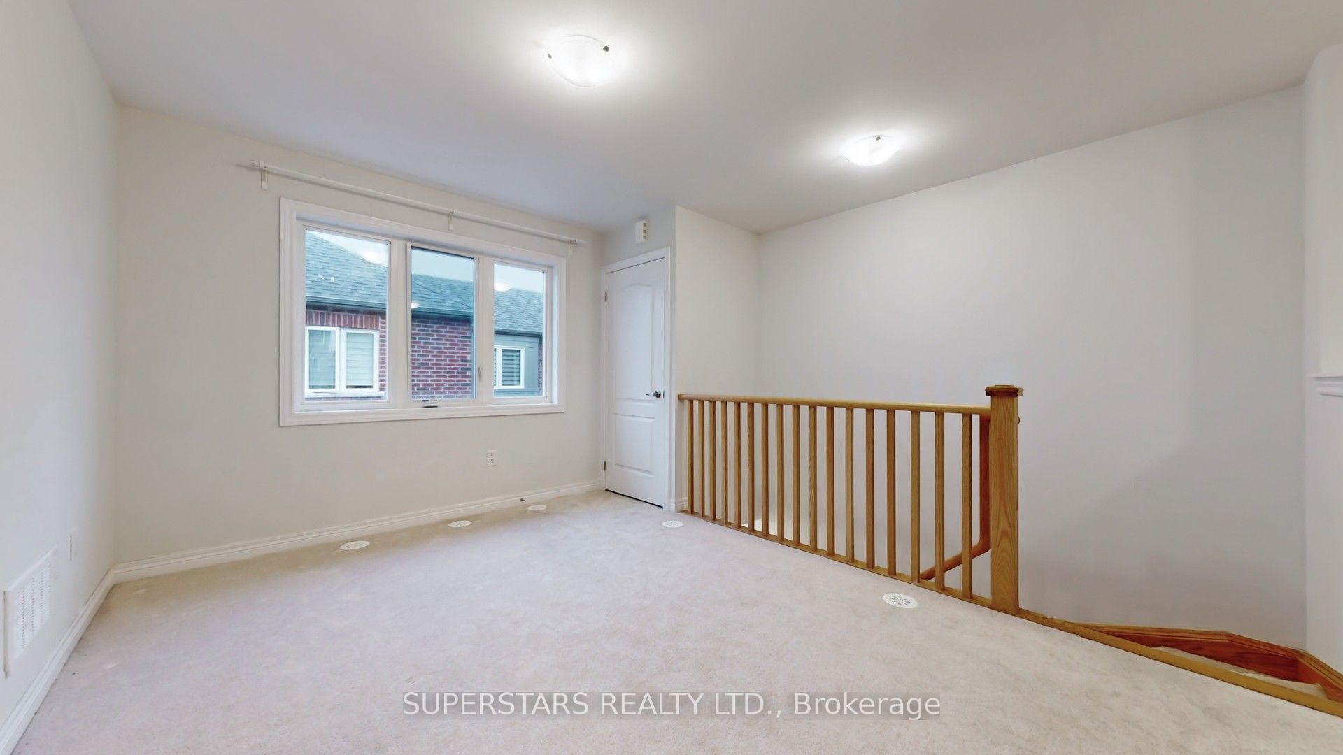 4 Waterleaf Road Coach